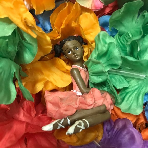Ballerina Black/Afro-American Miniature Statue - Picture 9 of 16